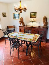 Tavolo in appartamenteo