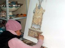 tavolo in pietra lavica, decorazione Decorazione di un tavolo in pietra lavica